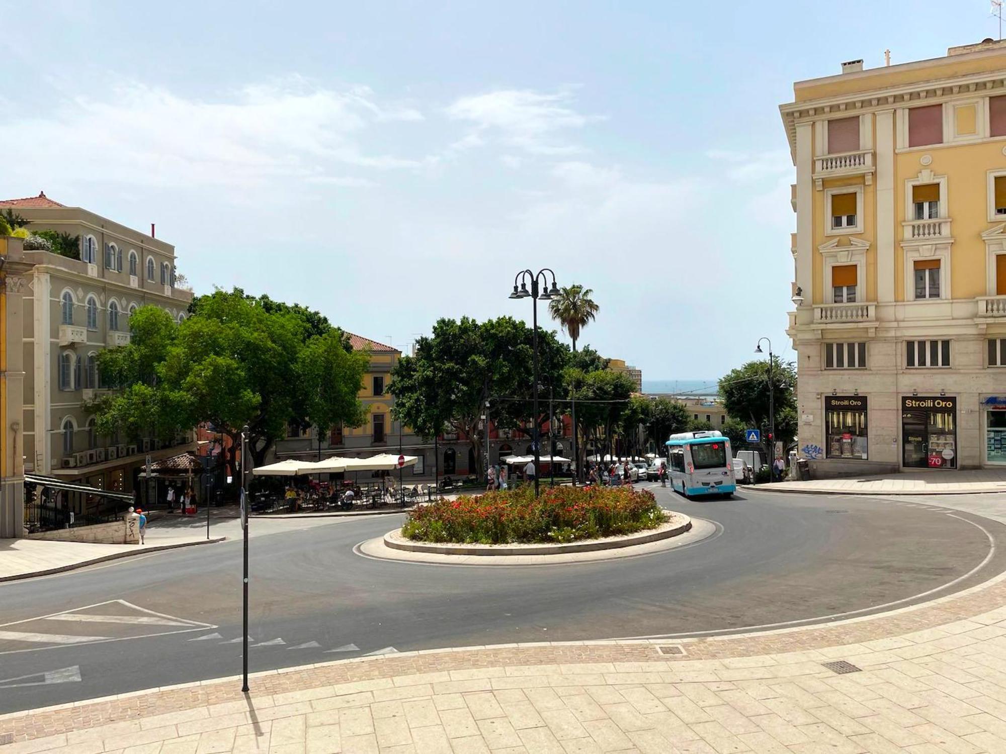 קליארי Alle Scalette Santa Teresa מראה חיצוני תמונה